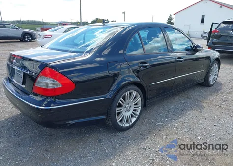 2009 Mercedes-Benz E 350 4Matic z USA, uszkodzony, nr VIN WDBUF87X29B374658